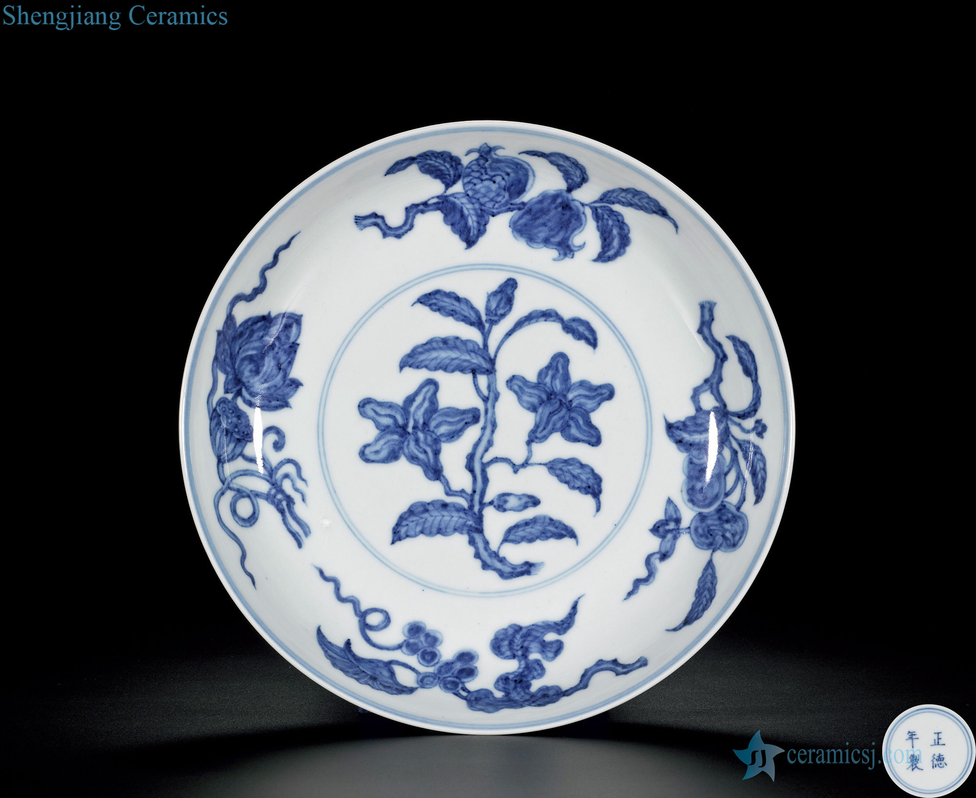 MingZhengDe Blue and white sanduo plate