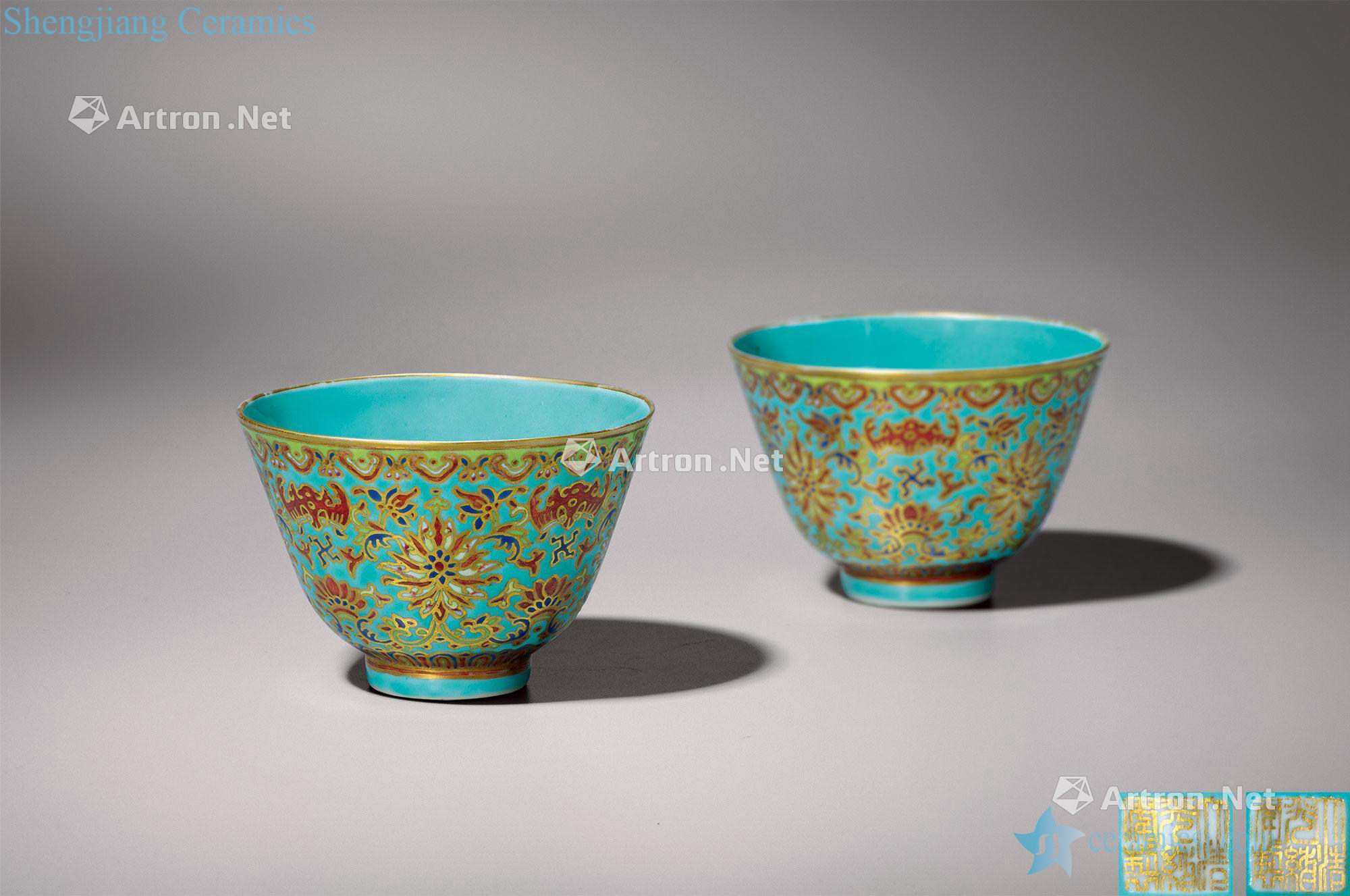 Qing guangxu A hoard of green colour live miles and grain powder enamel cup (a)