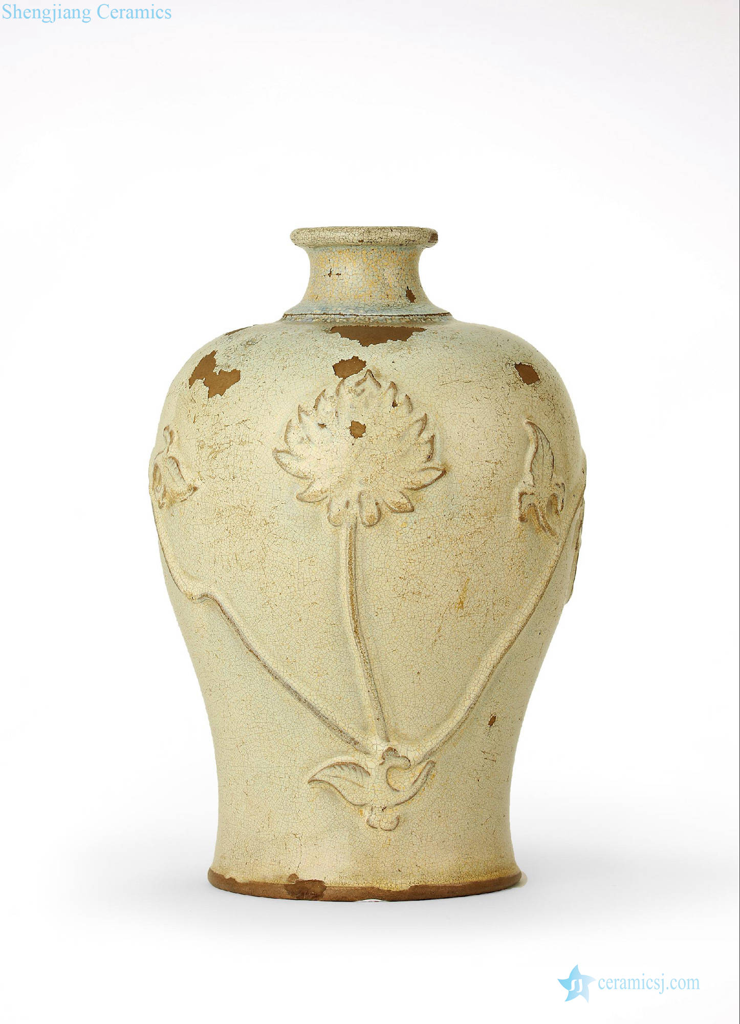 In the late Ming White glazed relief passionflower mei jun month bottle