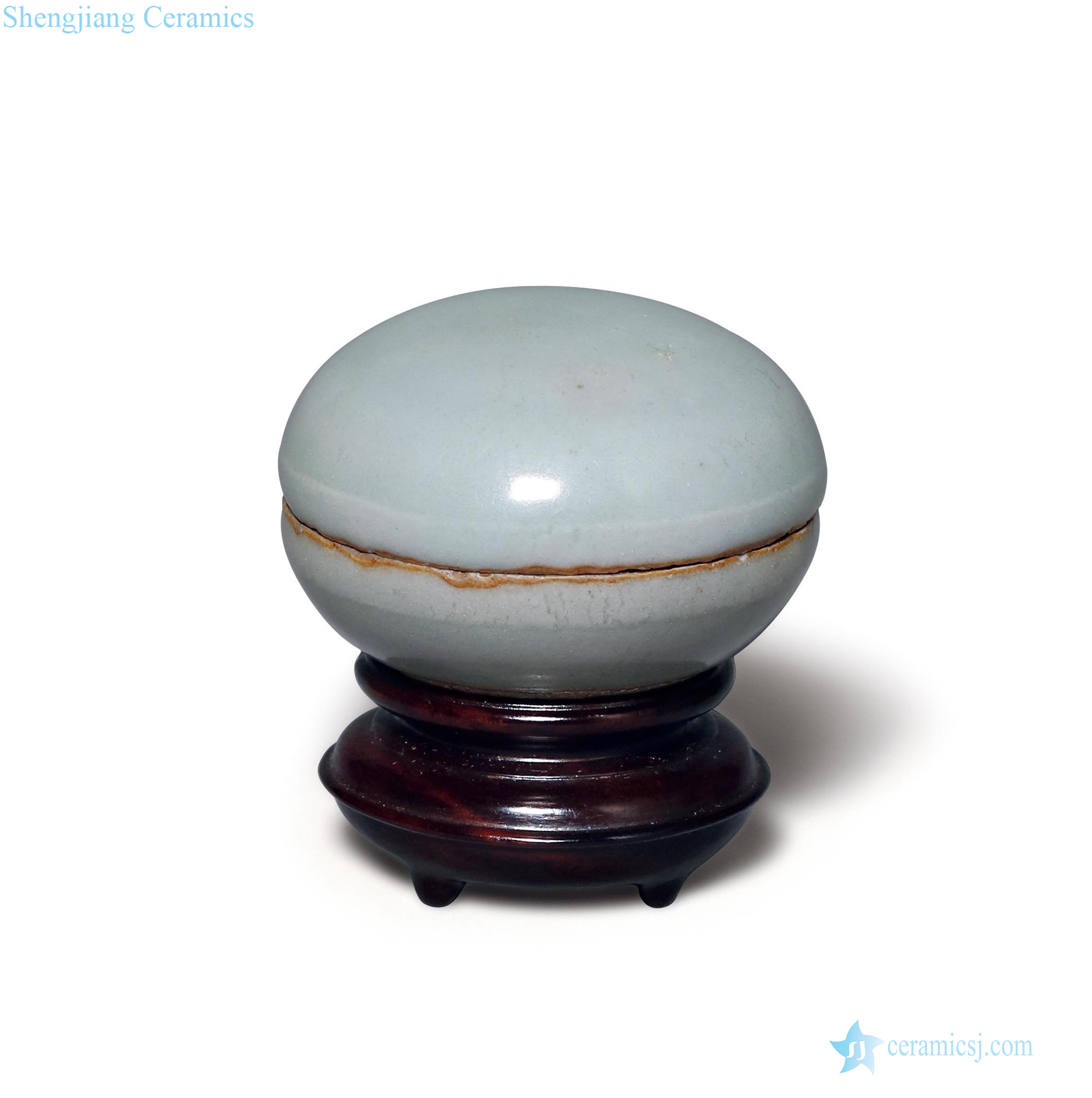 yuan Longquan powder blue glaze compact