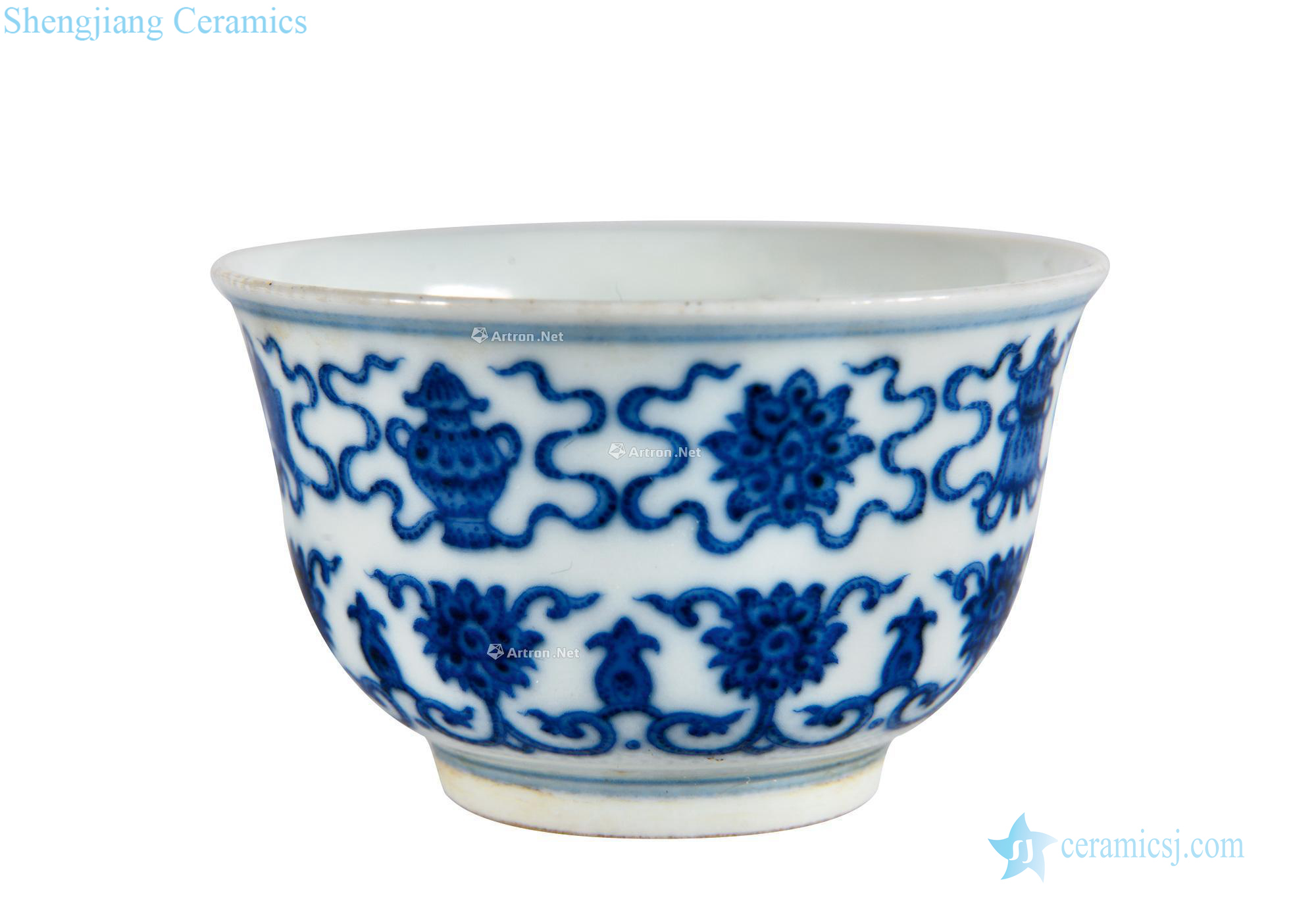 Qing daoguang Eight auspicious pattern of blue and white cup