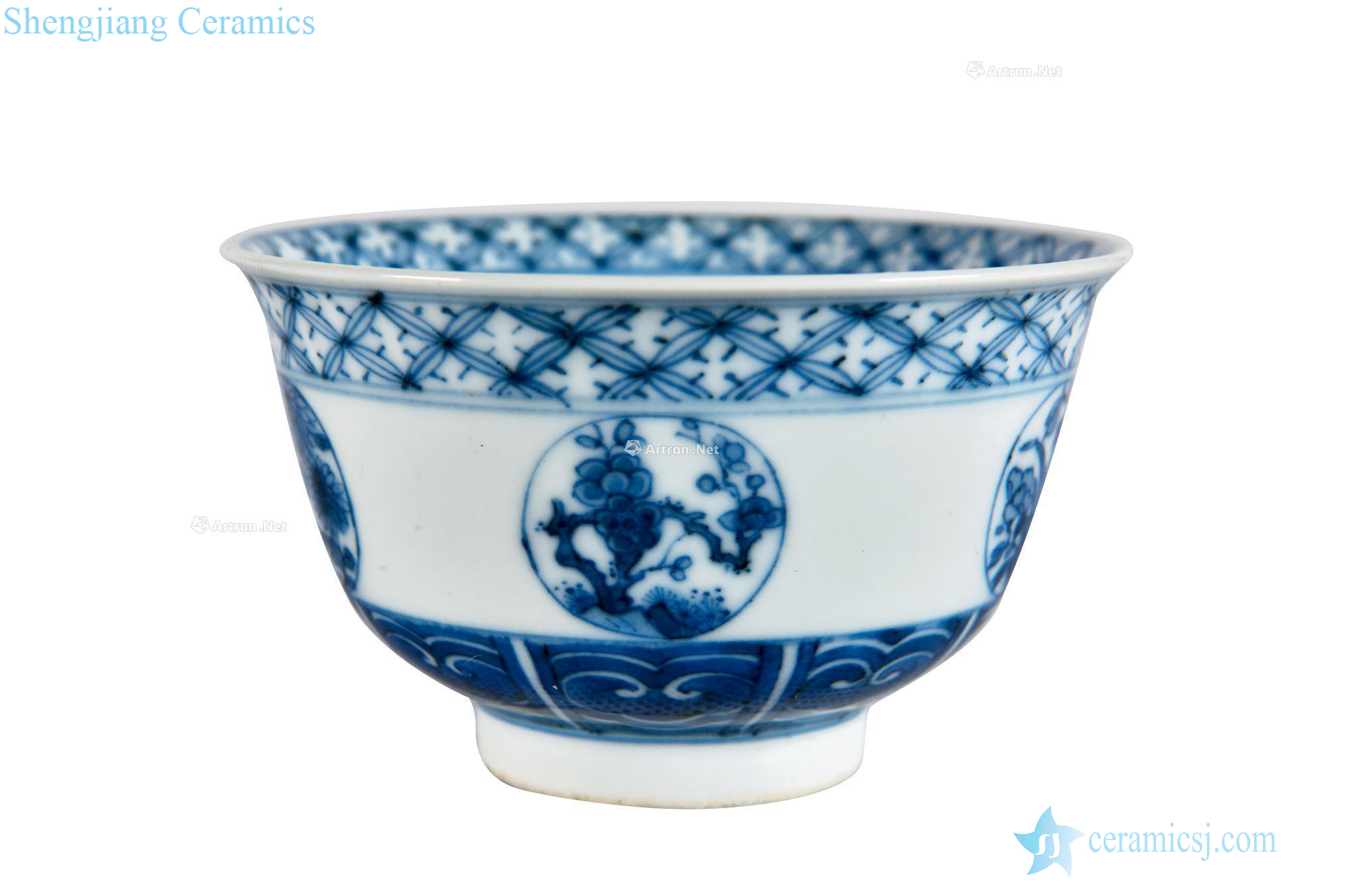 Qing porcelain medallion chrysanthemum patterns small bowl