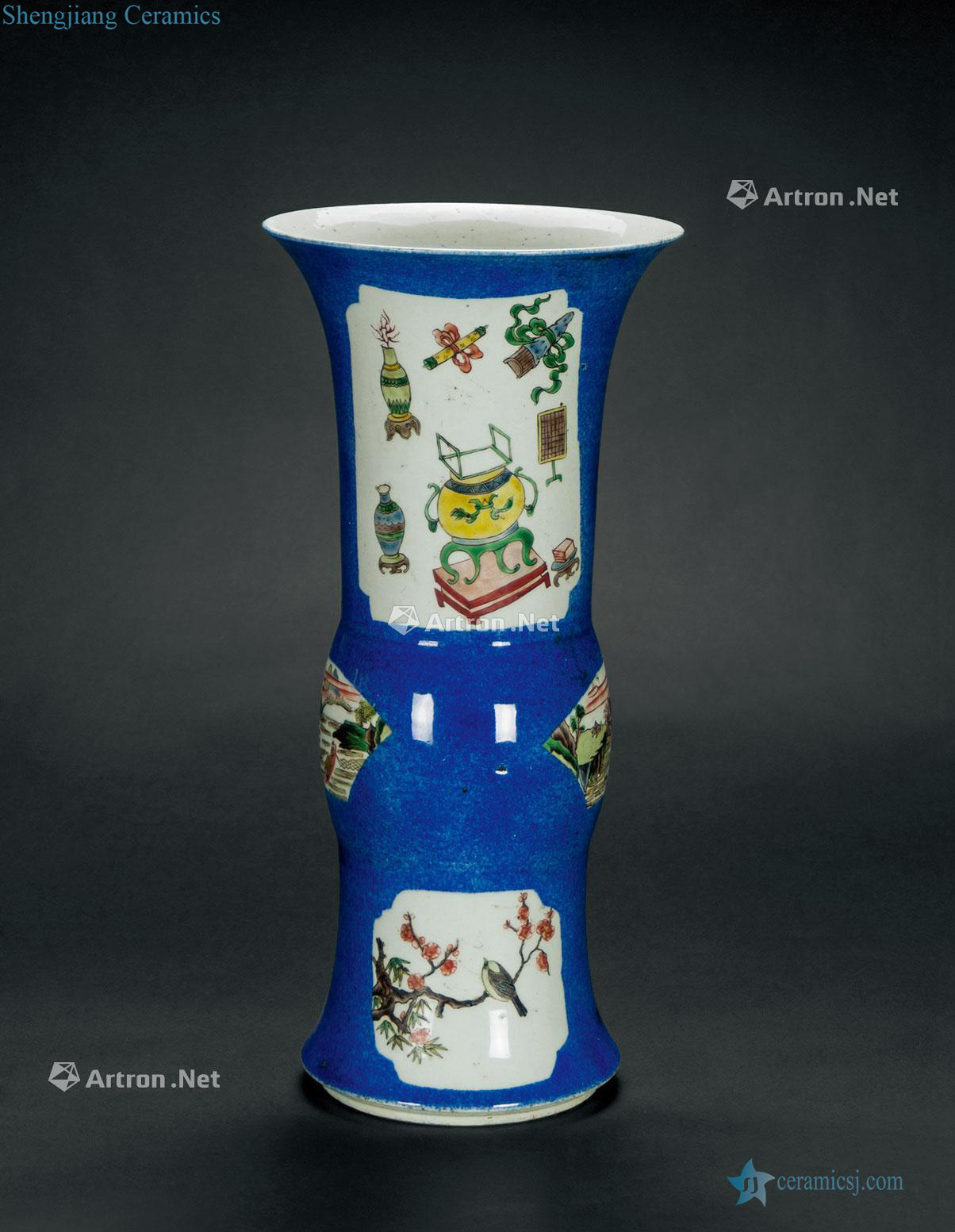 Qing porcelain enamel vase
