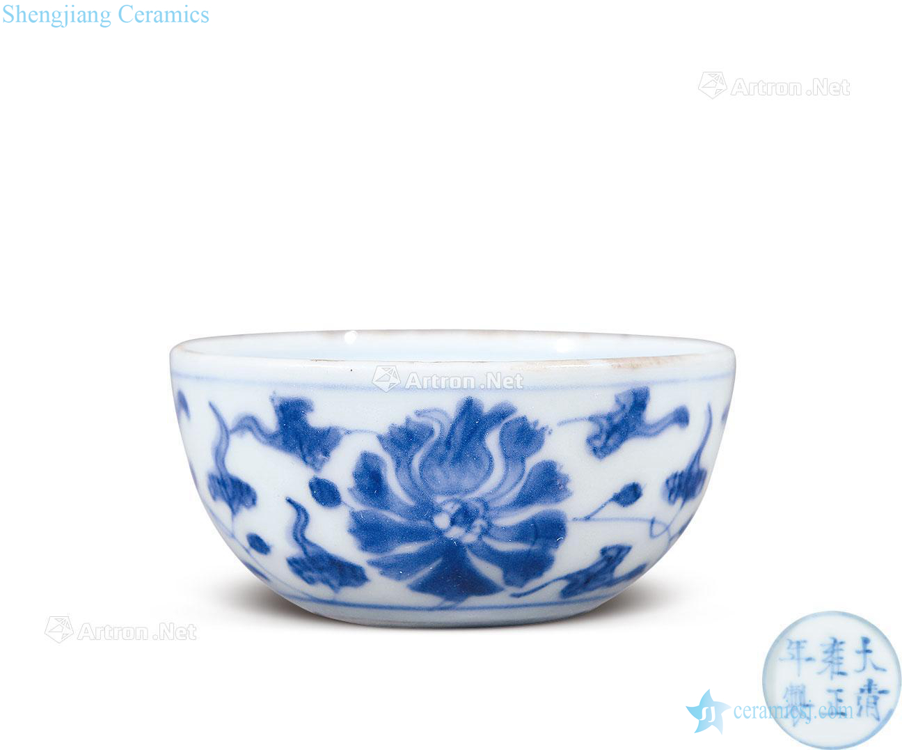 Qing yongzheng Blue and white lotus flower grain small cup