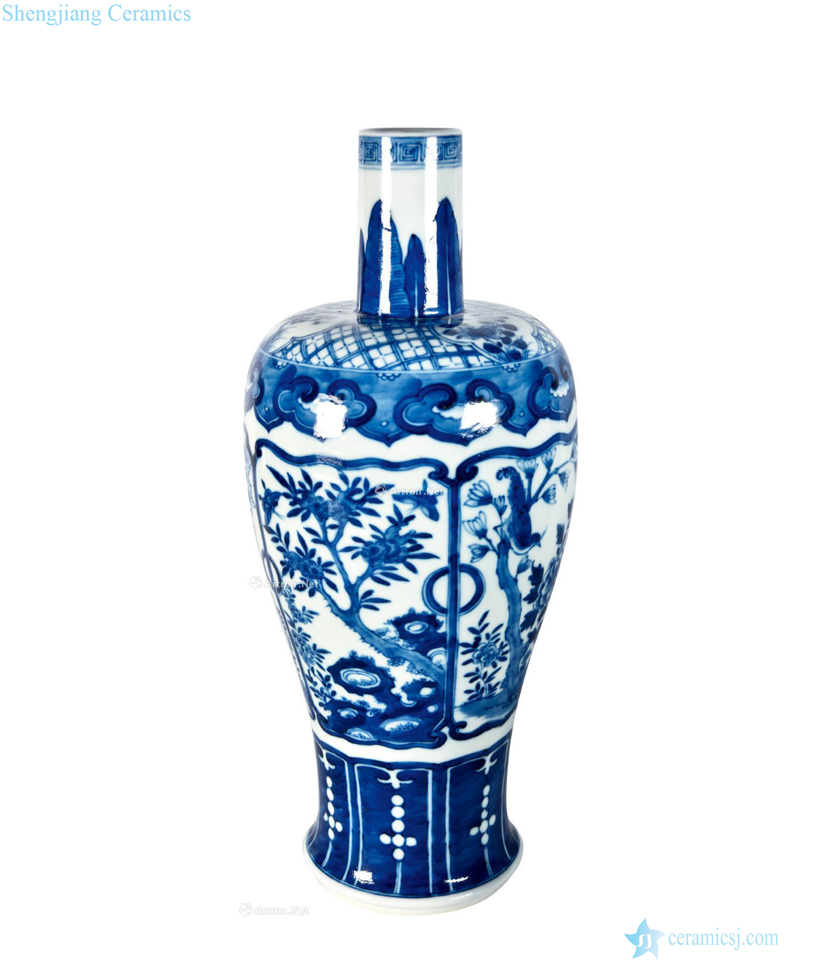 Blue and white flowers and birds may return in late qing and medallion bottles