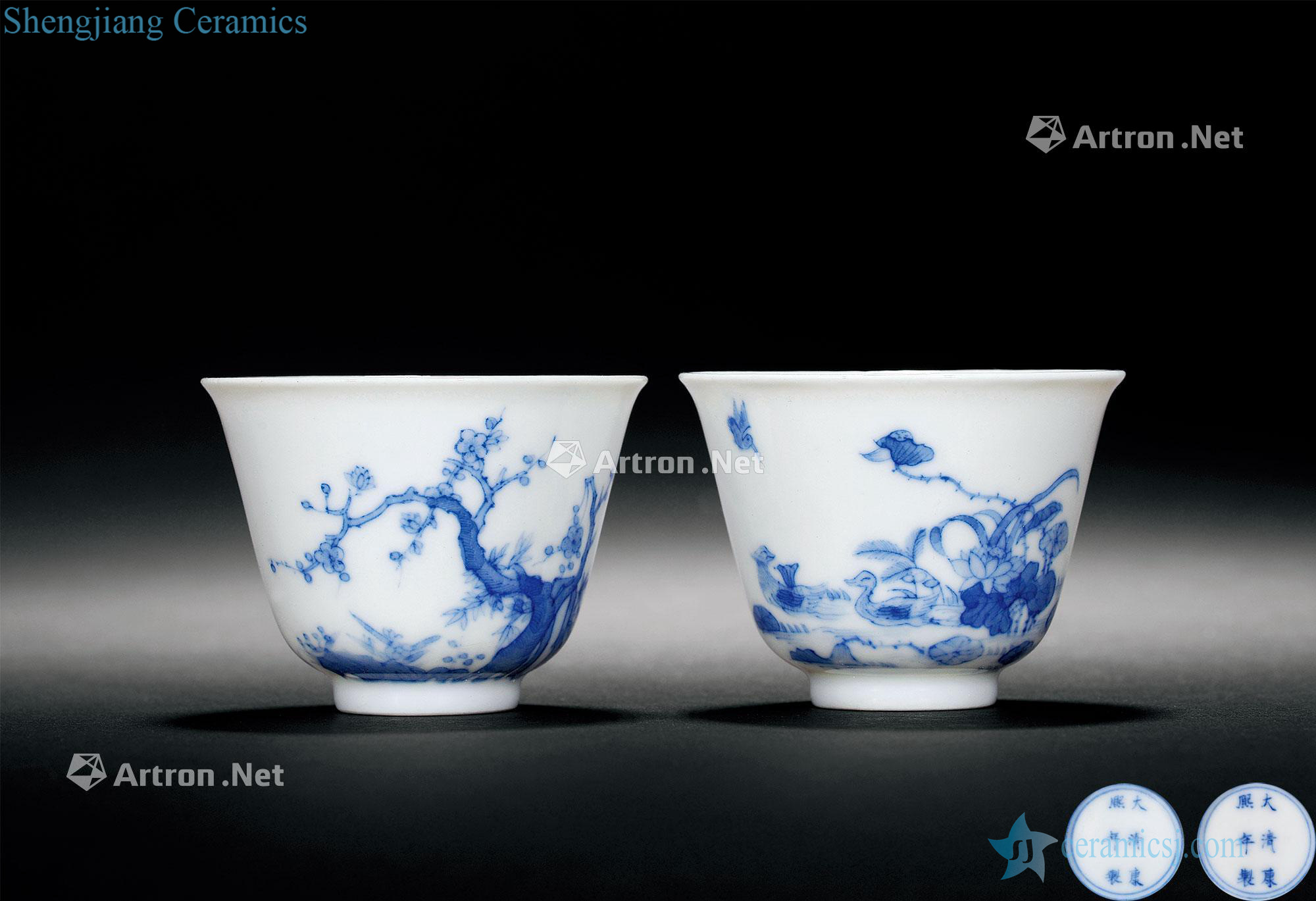 Qing dynasty blue-and-white flora cup a couple (plum blossom) (lotus)