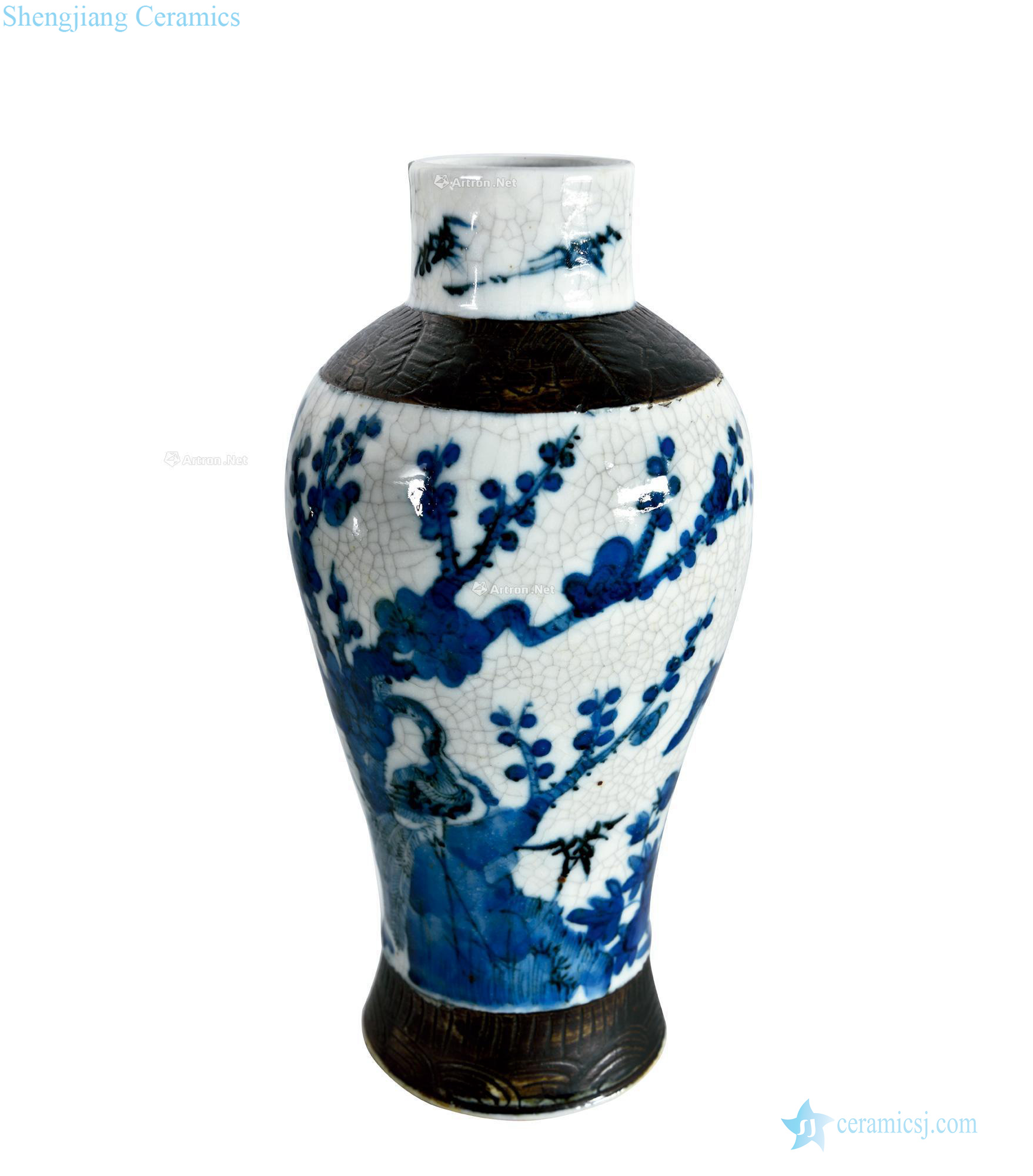 In late qing dynasty Blue and white flower on imitation glaze plum bottle