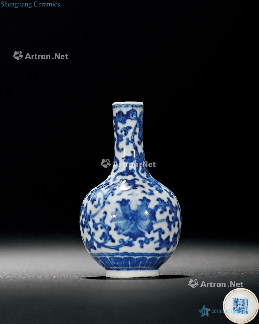 Qing jiaqing Blue and white tie up branch grain small tree flowers