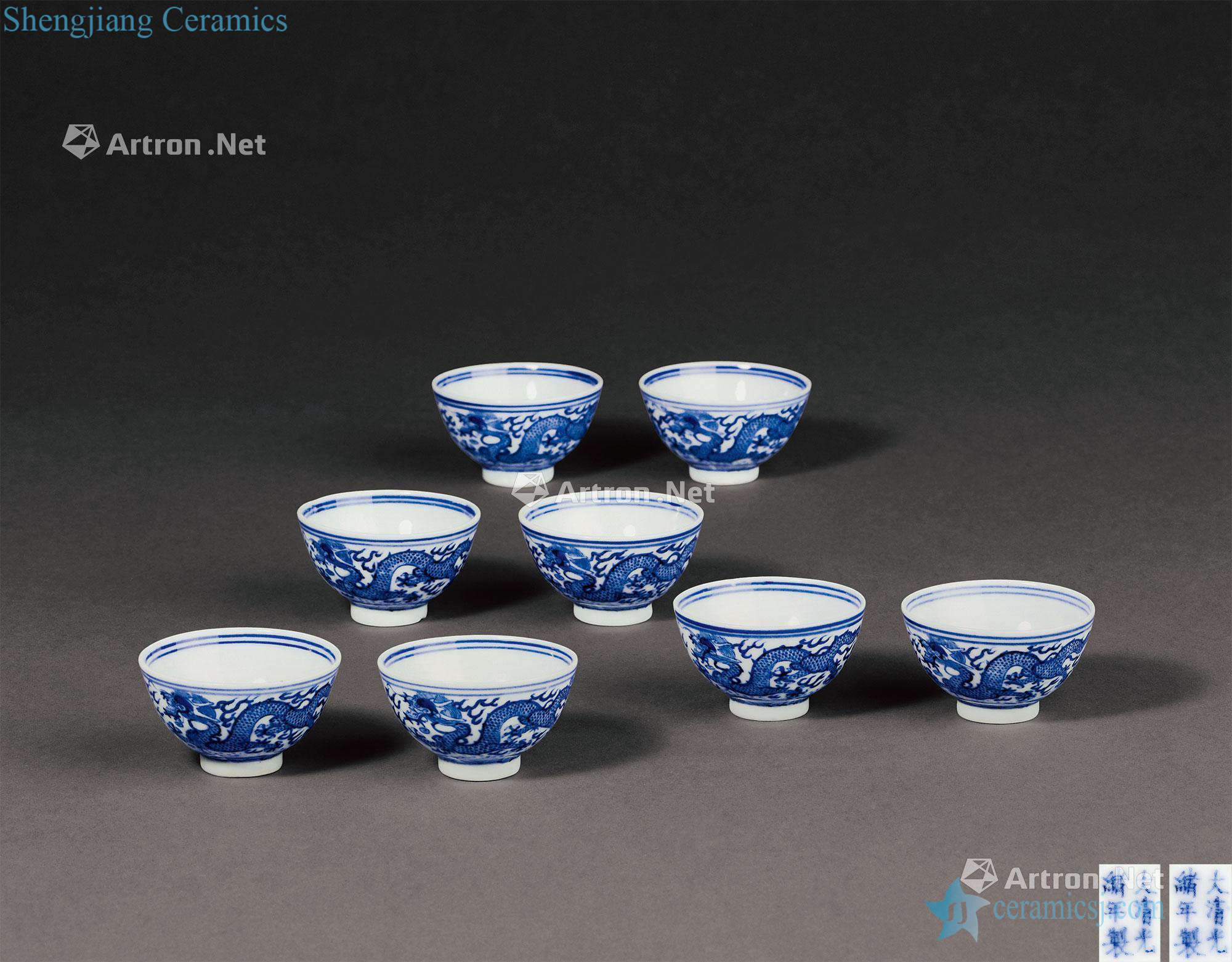Qing guangxu Blue and white YunLongWen small cup (a group of eight)