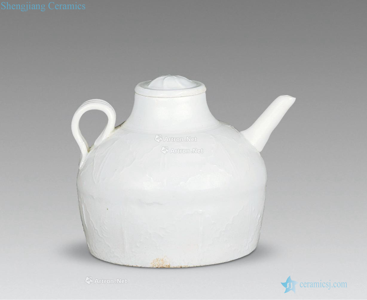 The song dynasty Jingdezhen left kiln printing pot of (a)