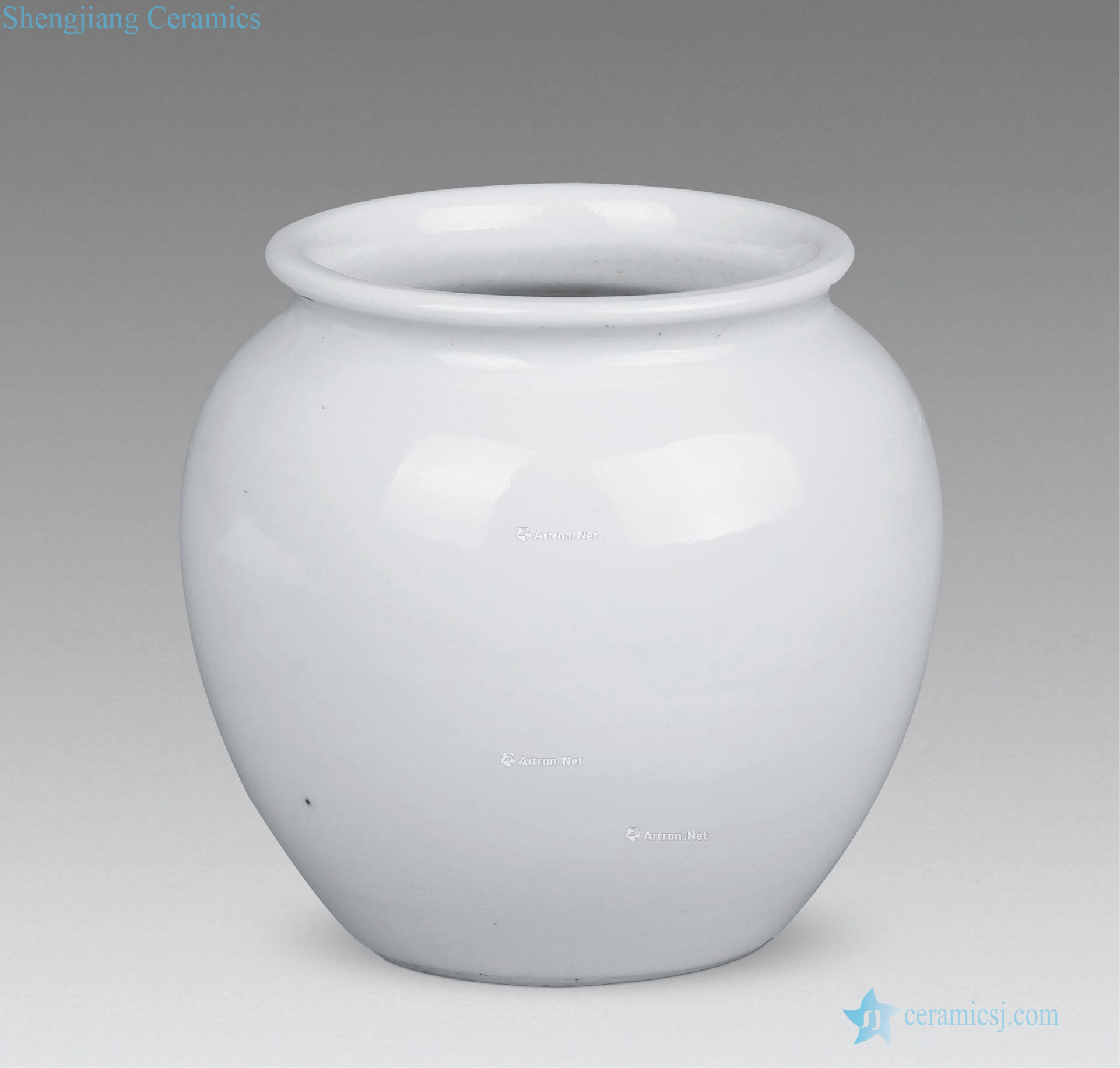 Ming sweet white glazed pot (a)