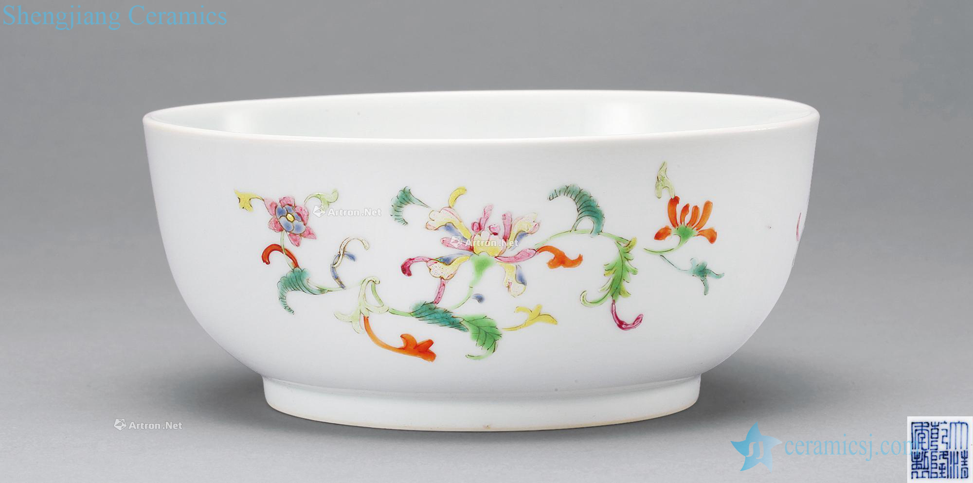 Qing qianlong pastel flowers pier bowl