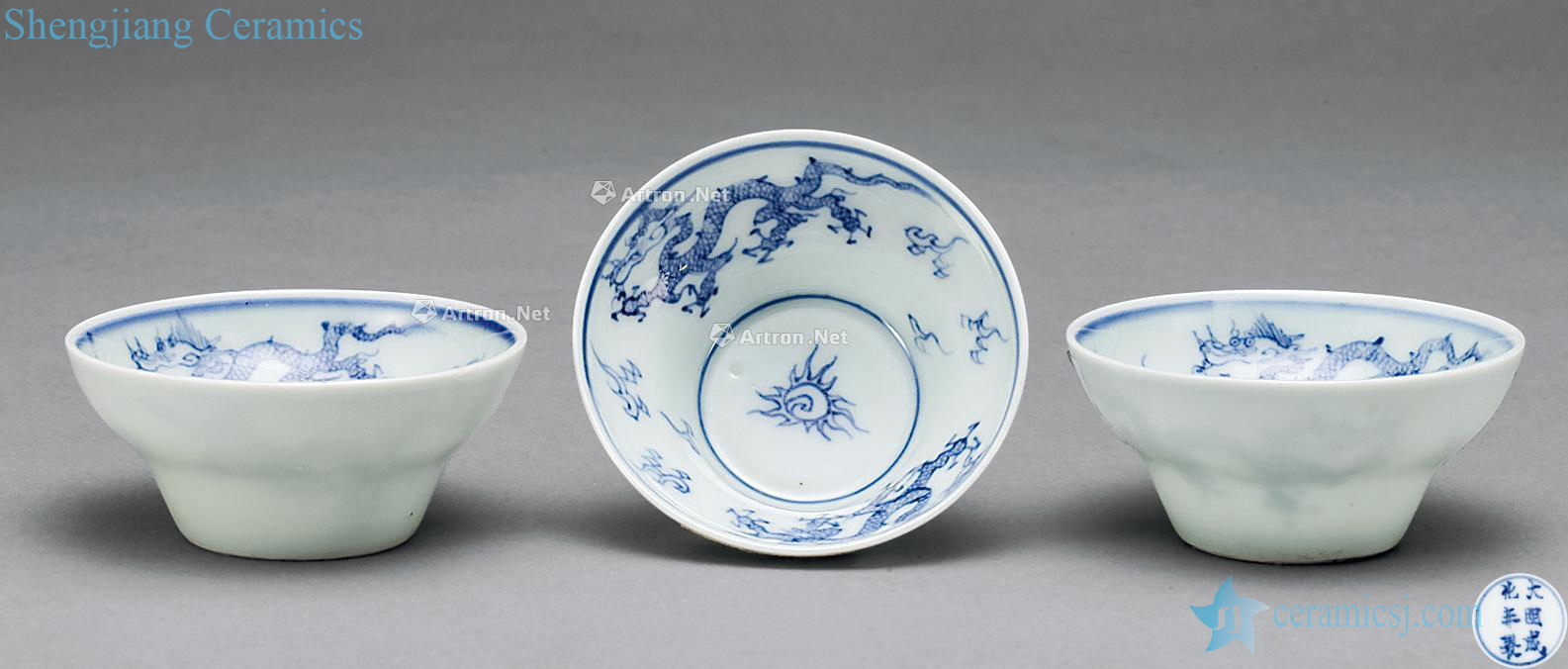 The qing emperor kangxi Blue and white YunLongWen count cup (three)