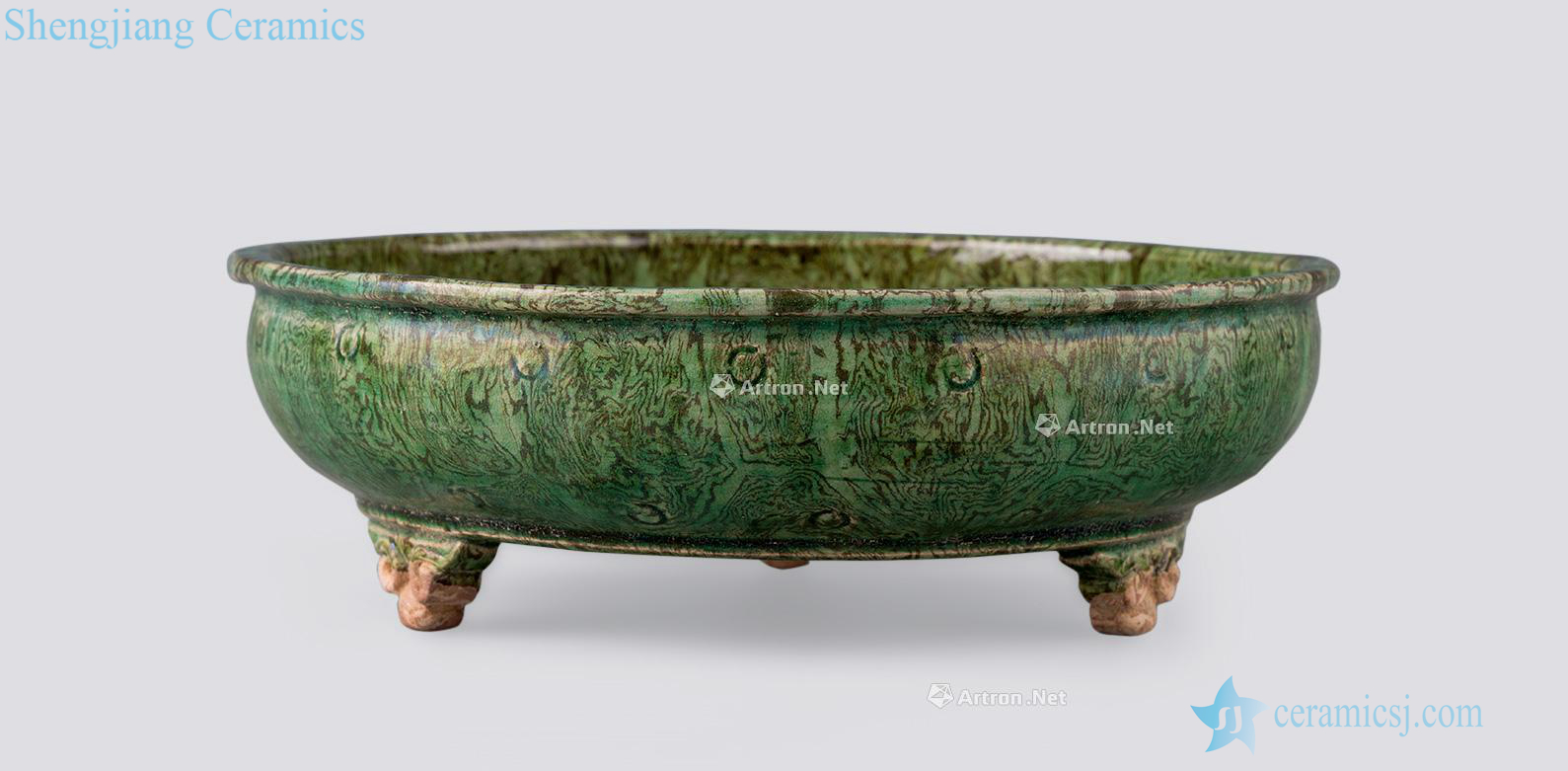 Tang green glaze gummed three-legged ruyi dish