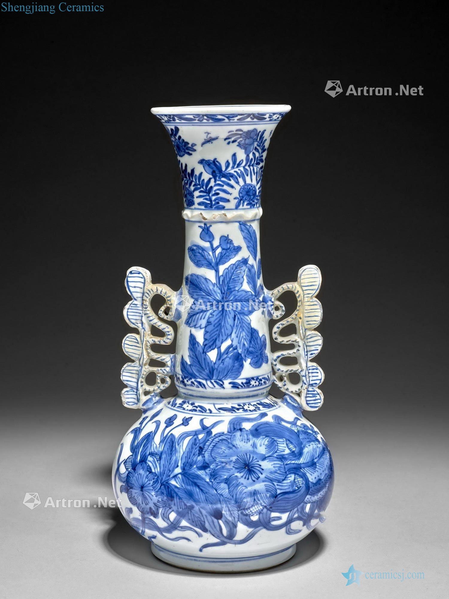 China, the Qing dynasty, 18 th century A blue and white porcelain vase