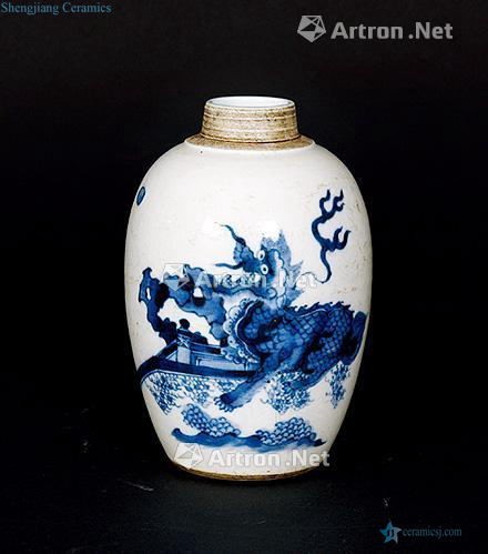 In the qing dynasty Blue and white unicorn lotus seeds cans