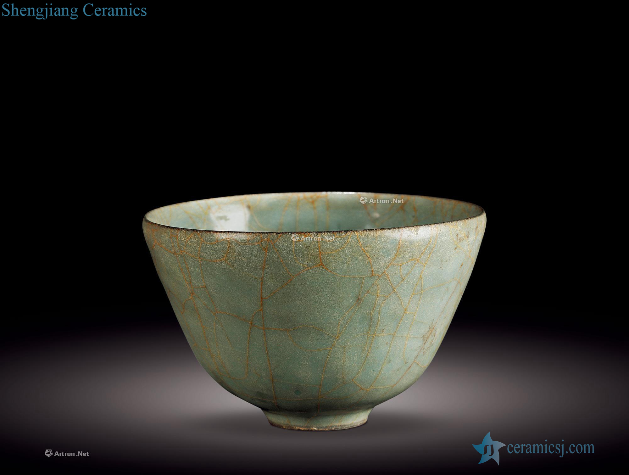 The song dynasty Kiln green glazed bowl