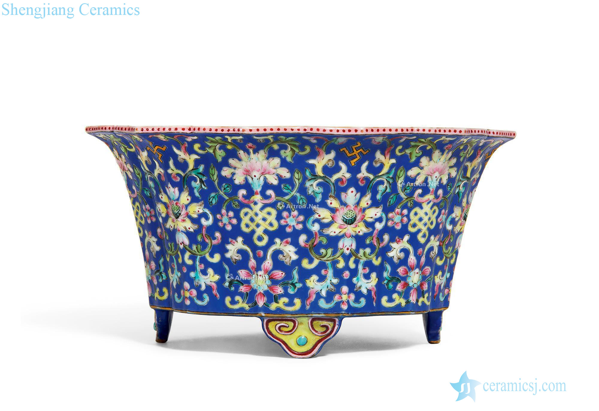 Qing qianlong to pastel blue treasure flower pot