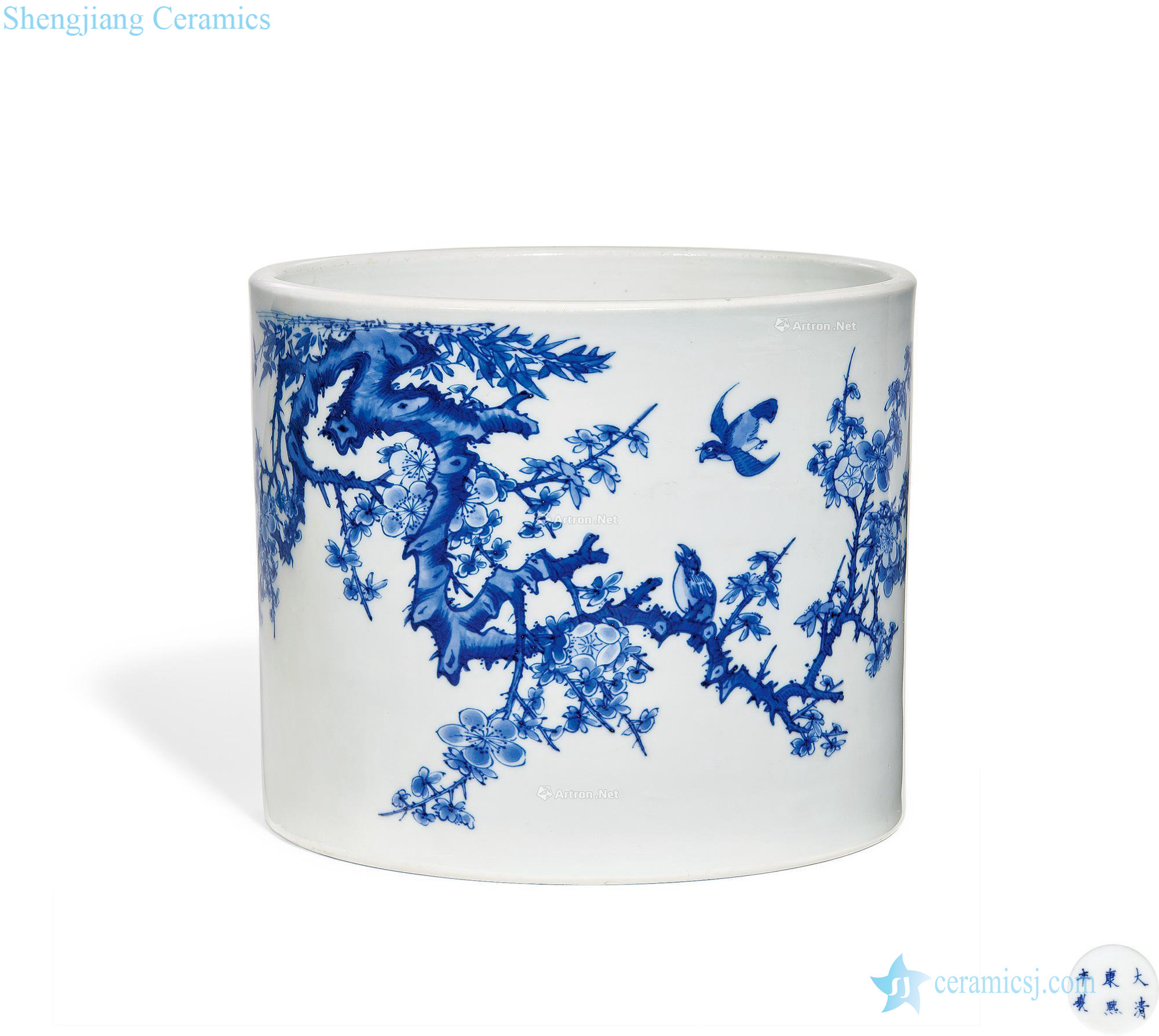 The qing emperor kangxi Blue and white flowers and birds figure pen container