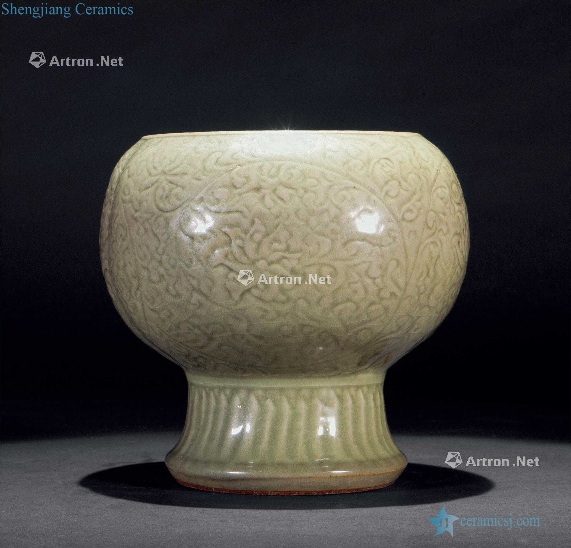 yuan Longquan green glaze lamp furnace