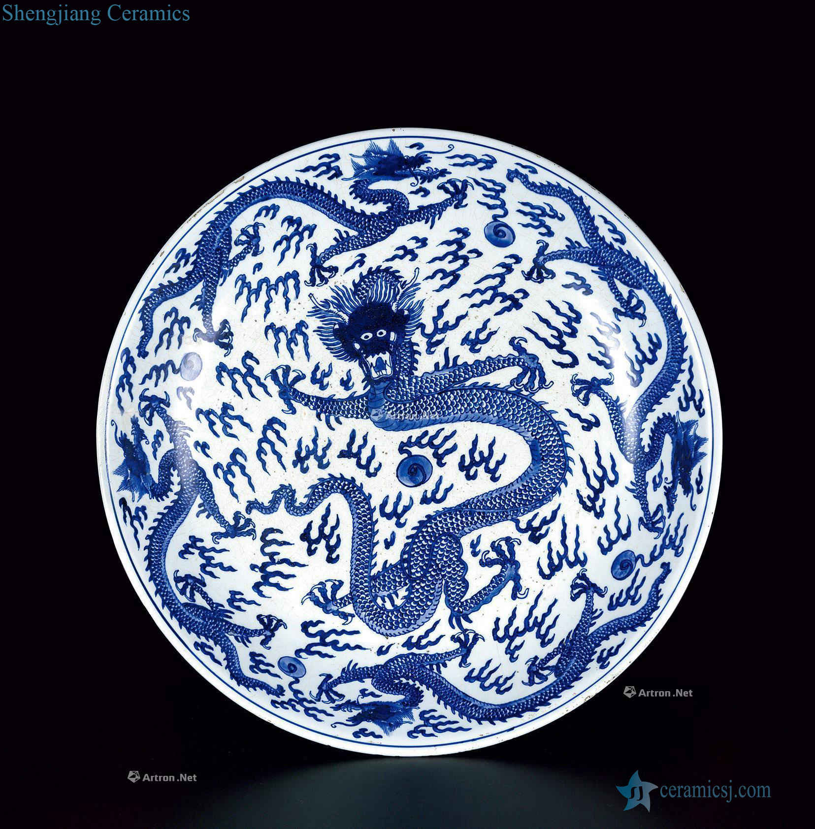 The qing emperor kangxi Blue and white sweet dragon plate