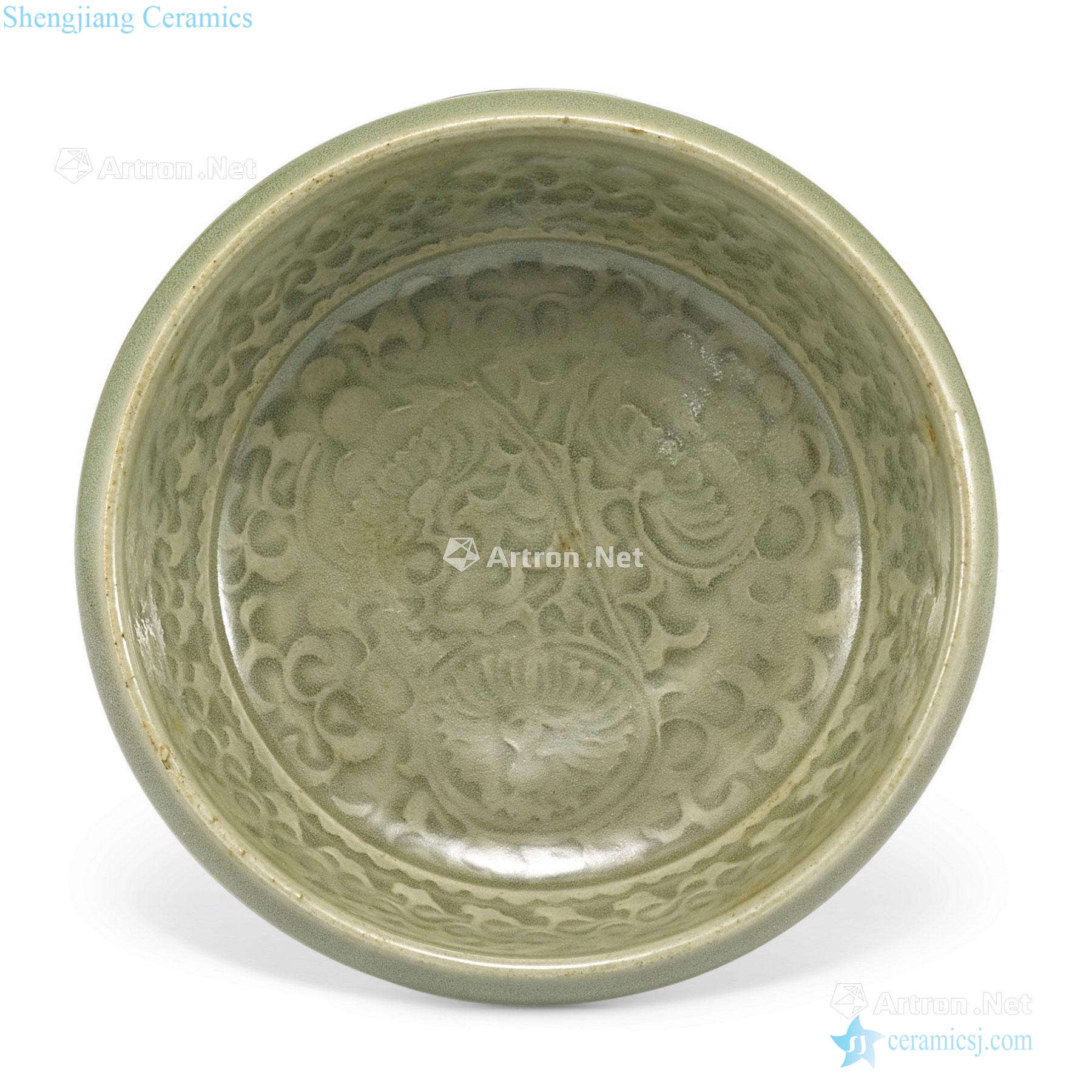The song dynasty Yao state green glaze branch chrysanthemum tray