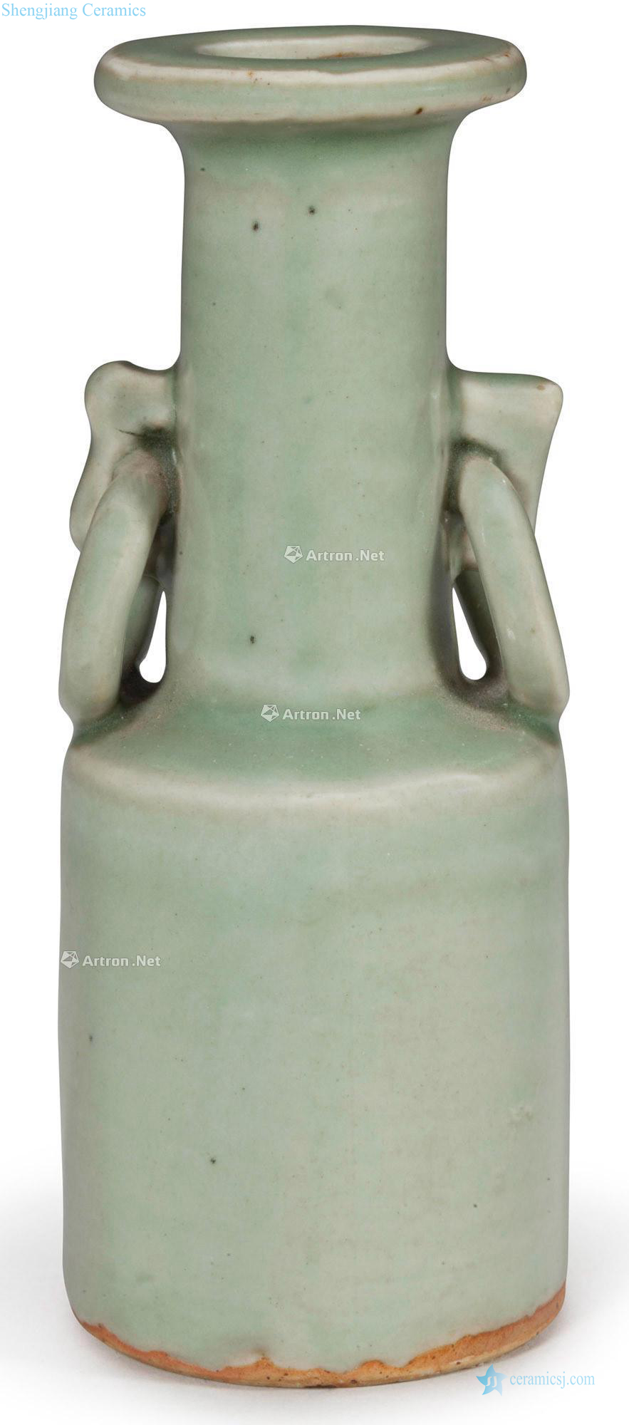 The southern song dynasty in the 13th century Longquan celadon glaze vase with a ring