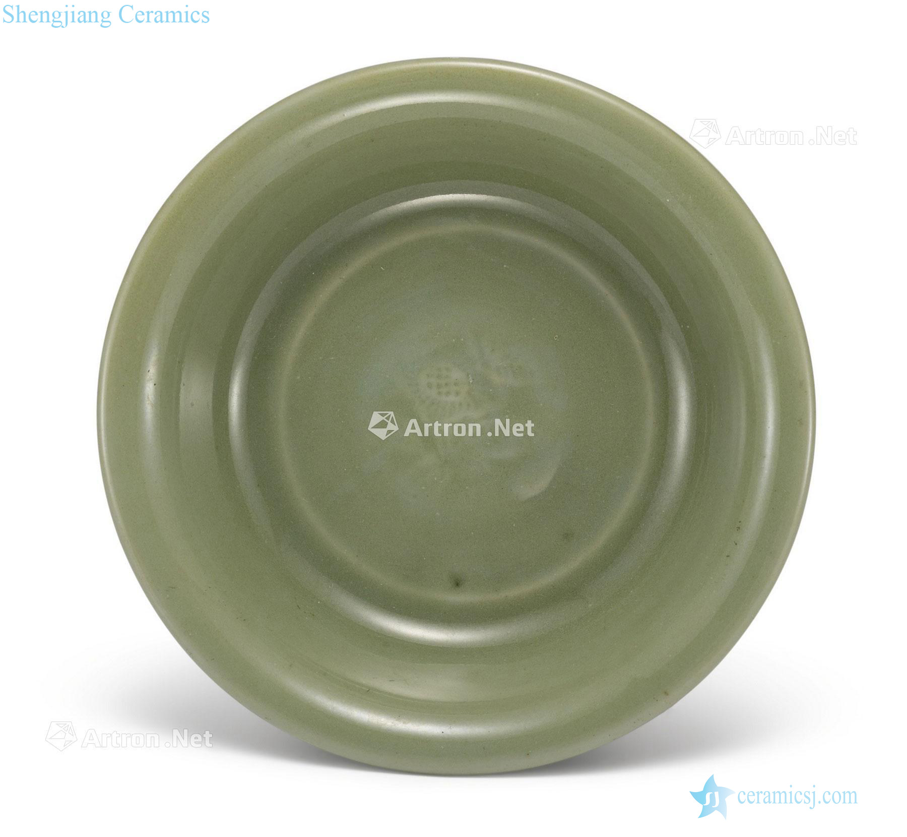 The song dynasty Longquan green glaze printing grain fold along the plate