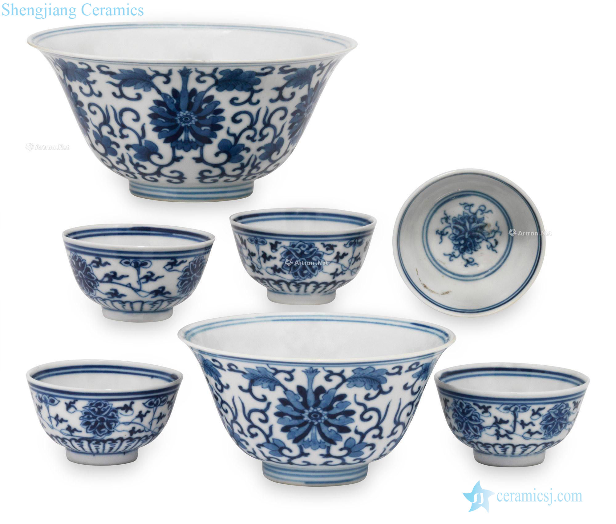 Qing guangxu Blue and white tie up branch lotus green-splashed bowls and cups (a group of seven)