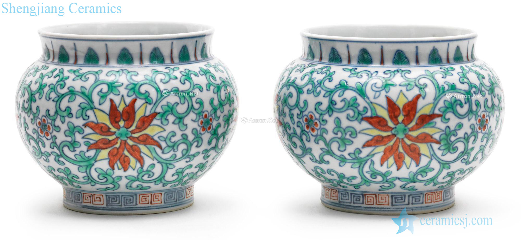 Qing dynasty in the 19th century Dou colors lotus flower grain canister (a)