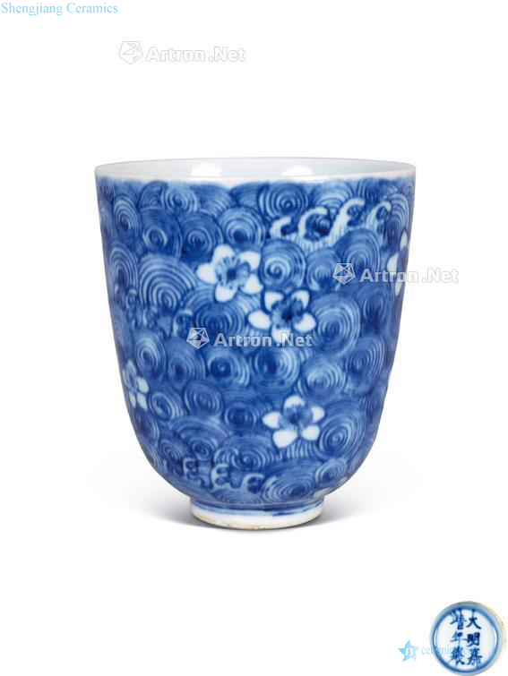 qing Blue and white flower grain admiralty cup seawater