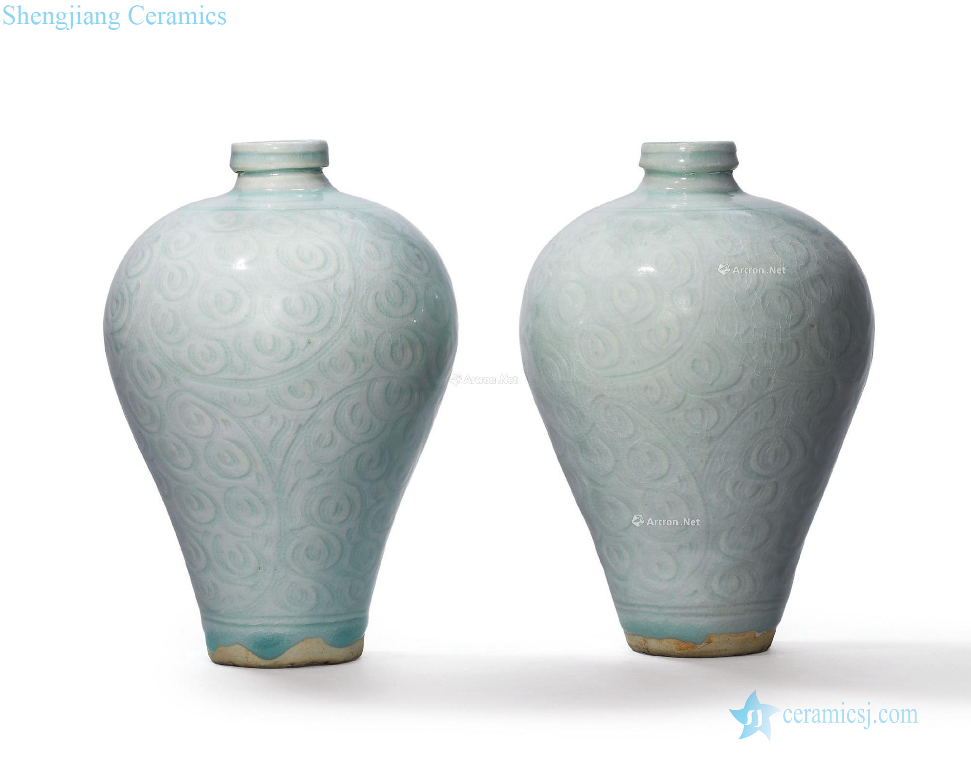 The southern song dynasty blue white porcelain scratching the volume grass grain mei bottle (a)