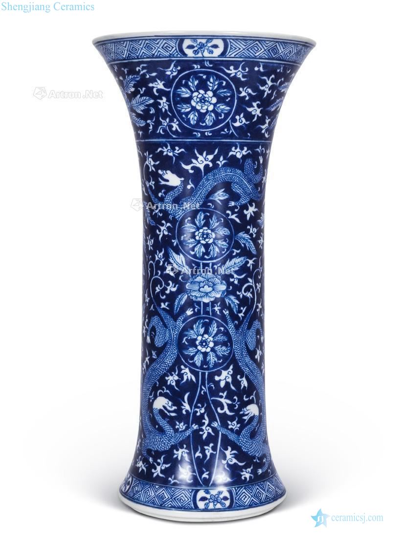 qing Blue and white dragon wear lotus pattern vase with bottle
