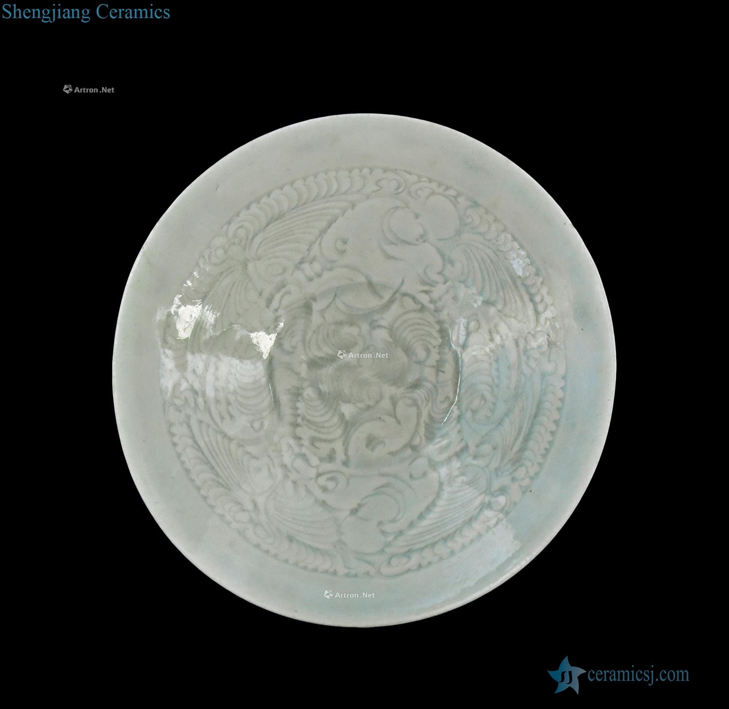 The southern song dynasty Left kiln green white glazed carved YingXiWen bowl