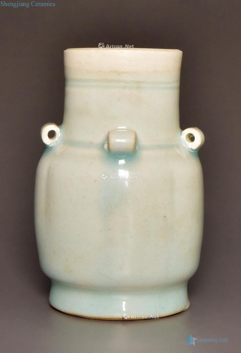 The southern song dynasty Left kiln green craft of quaternary cans