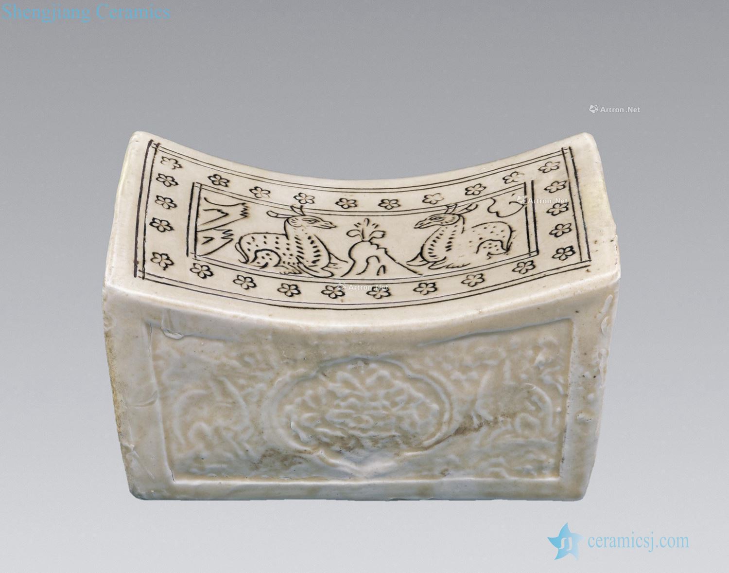 Northern song dynasty jingxing kiln white glazed carved deer pillow