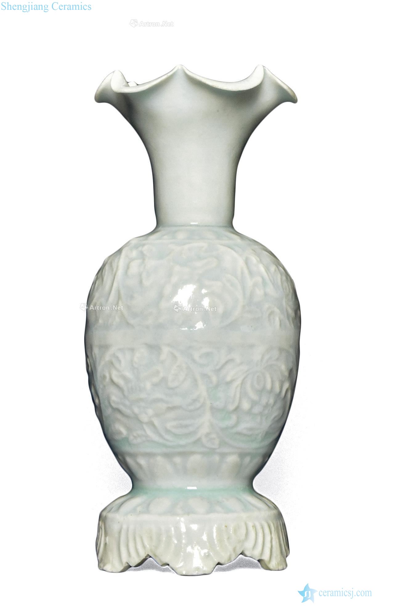 Song/yuan Left kiln green craft flower bottle mouth
