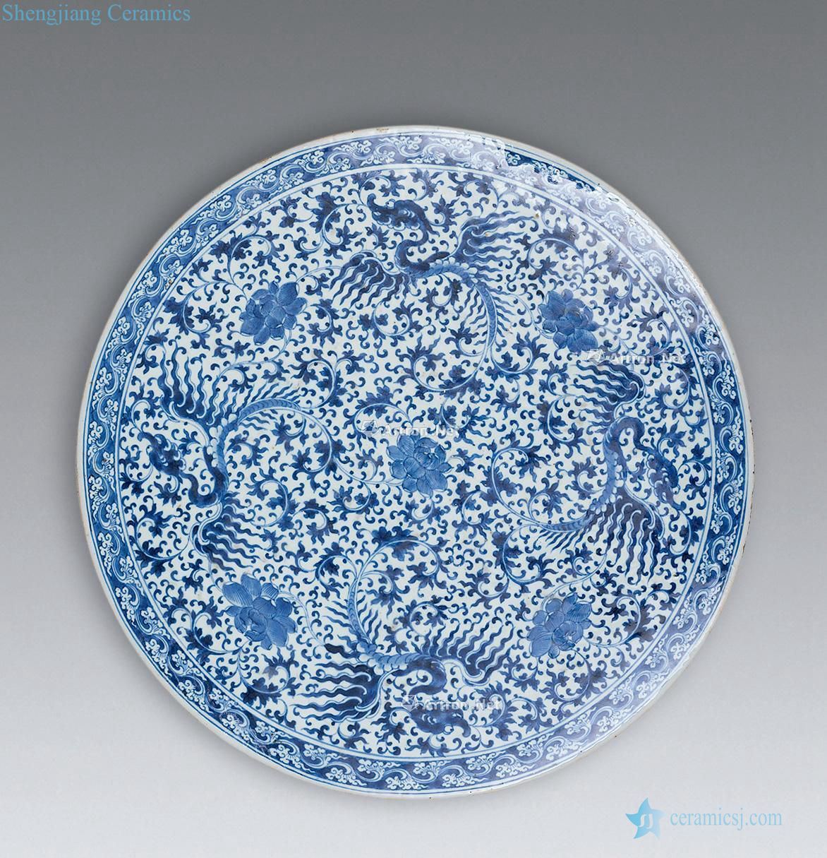 Mid qing Blue and white chicken wear round porcelain plate