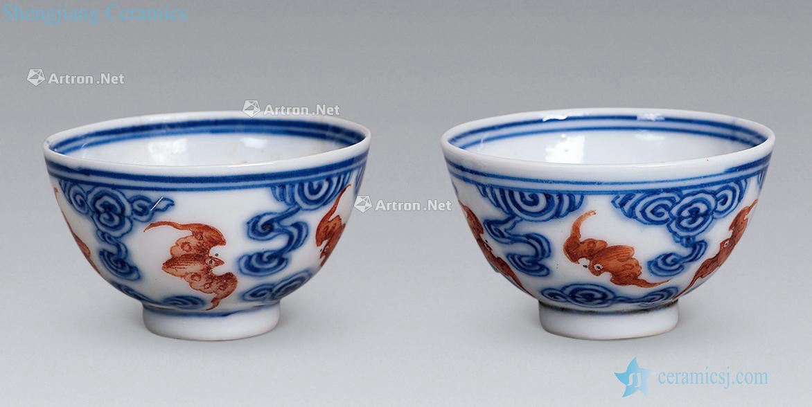 Qing guangxu Blue and red bats glass (a)