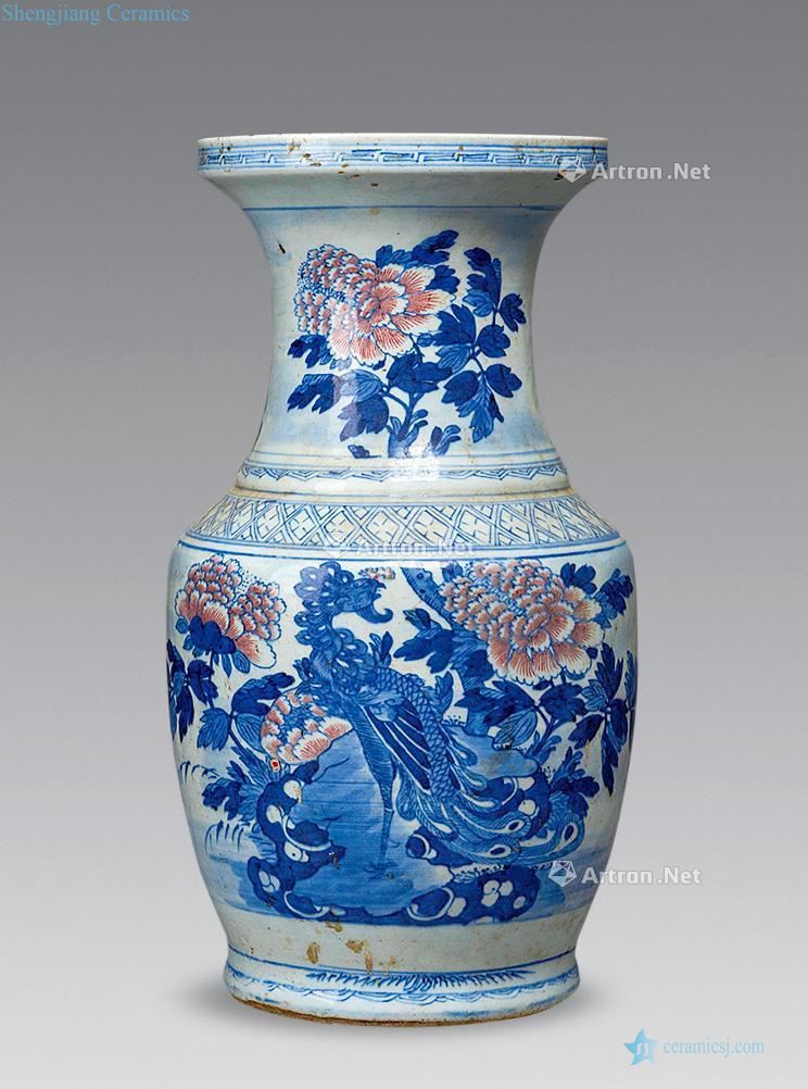 Qing dynasty blue-and-white youligong phoenix peony bottle