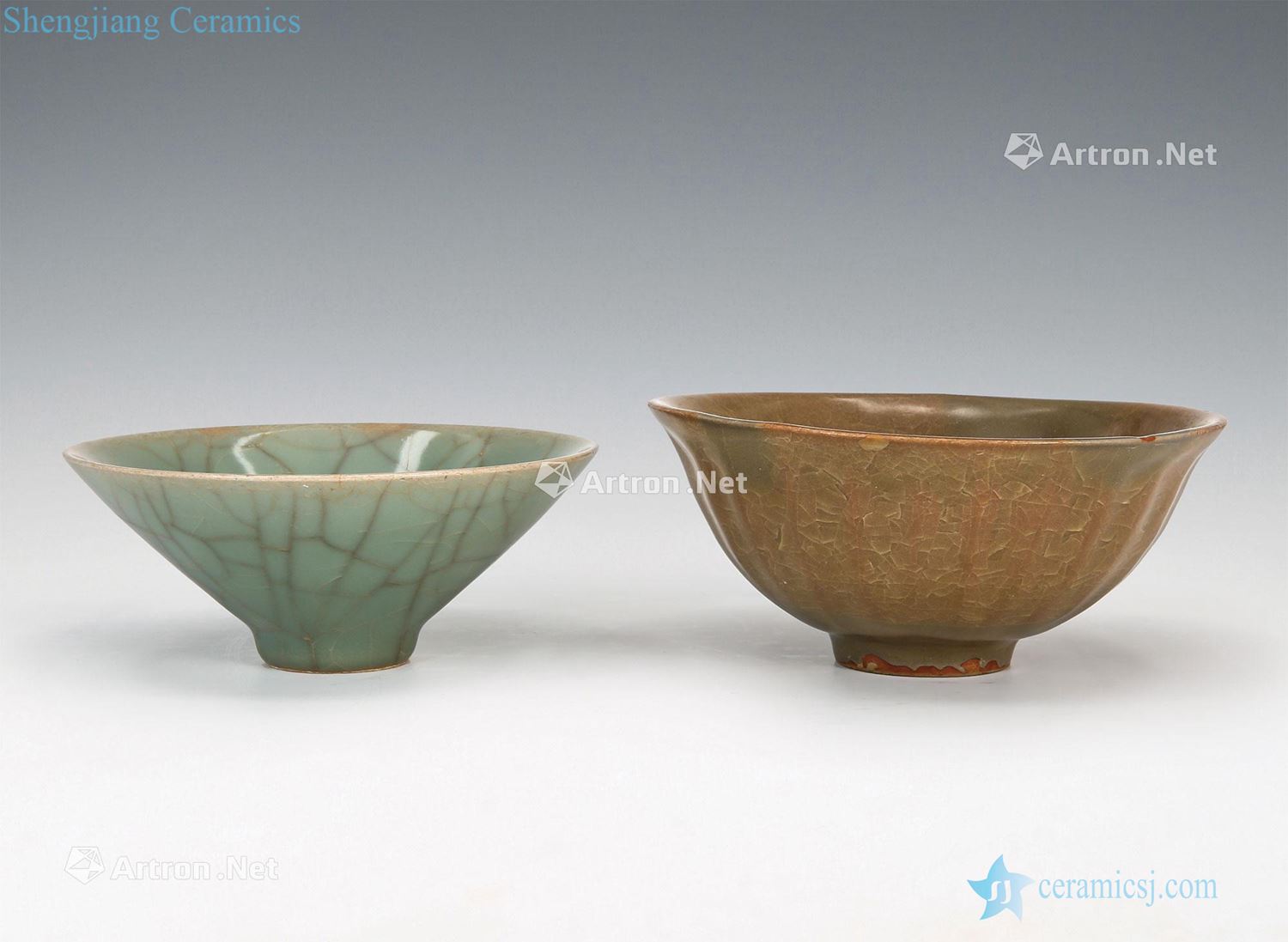 The song dynasty Longquan celadon hat to bowl, lotus-shaped bowl (two)