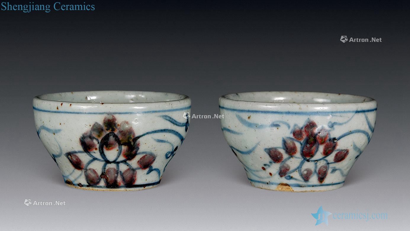 In the Ming dynasty Blue and white youligong hundred lotus cup (a)