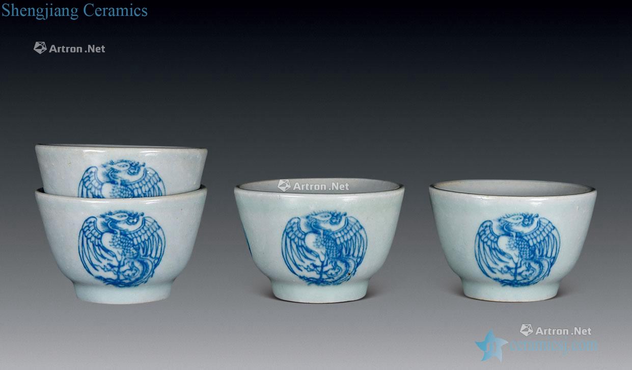 Ming dynasty blue and white mass of phoenix cup (4)