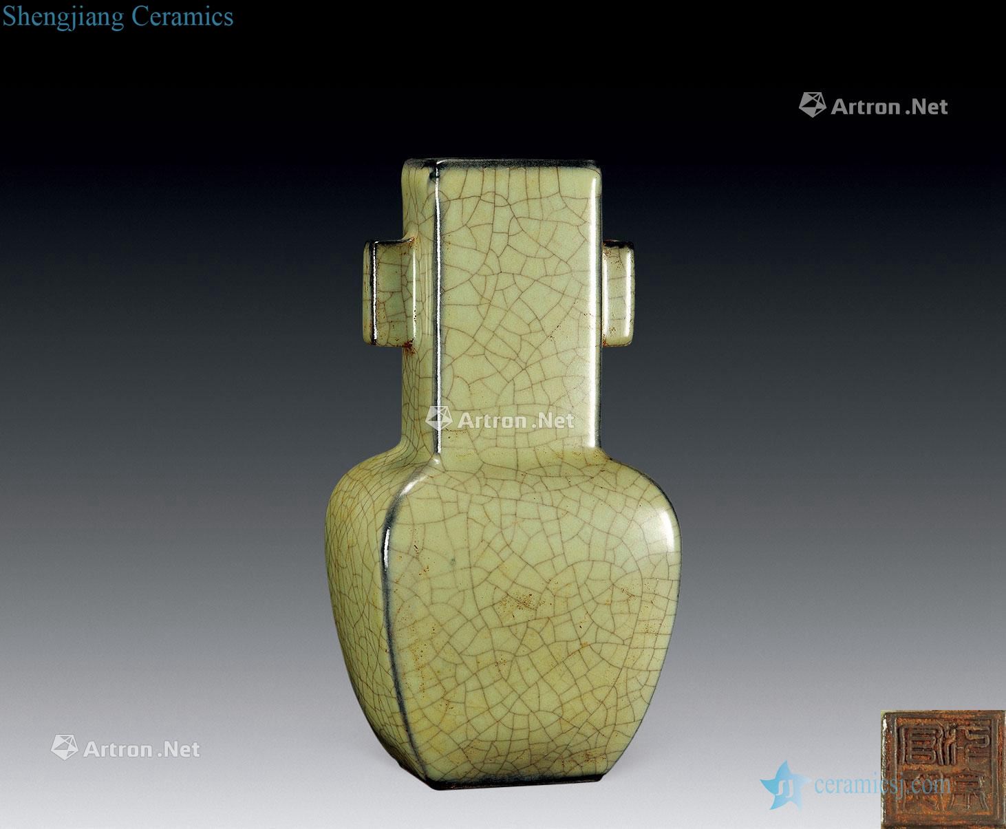 In the Ming dynasty kiln penetration ears