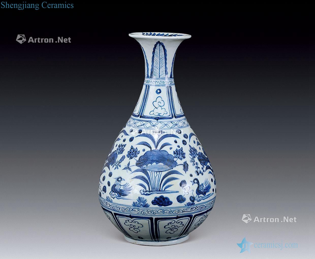 In the Ming dynasty Blue and white girlfriend okho spring bottle