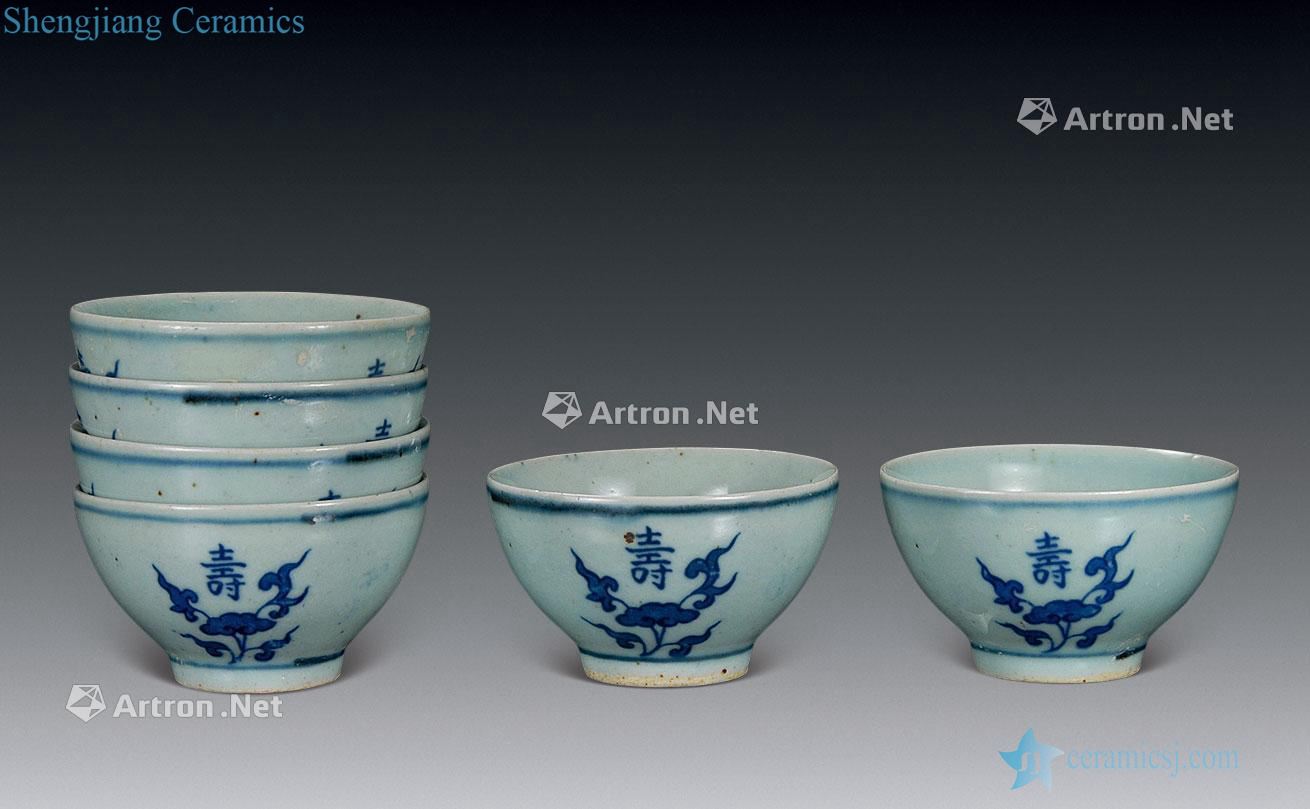 In the qing dynasty blue and white life of word cup (6)