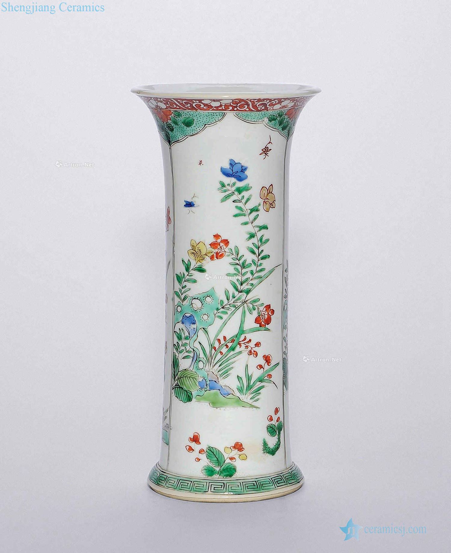 The qing emperor kangxi Figure flower vase with colorful seems as long as three years