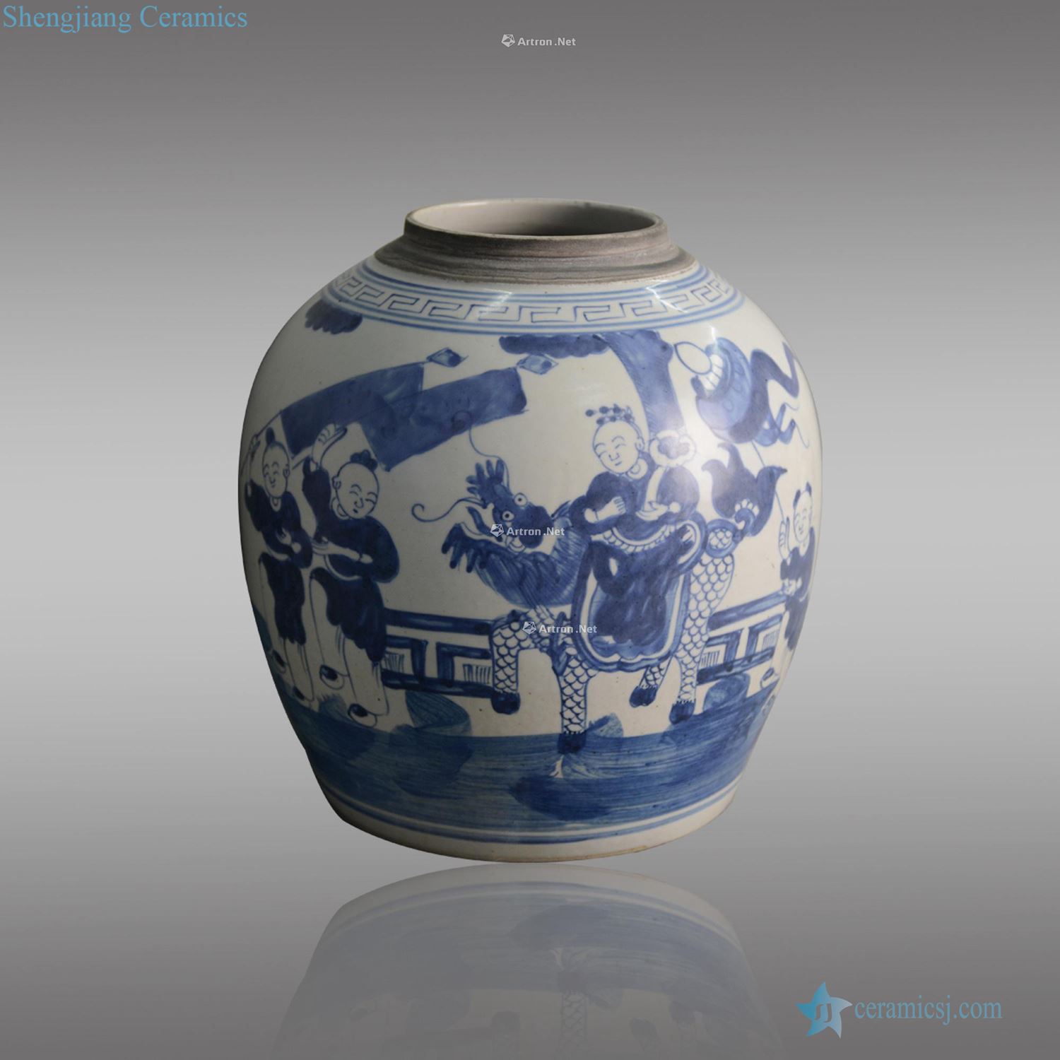 Ming Blue and white YingXiWen cover pot (cover) deficiency