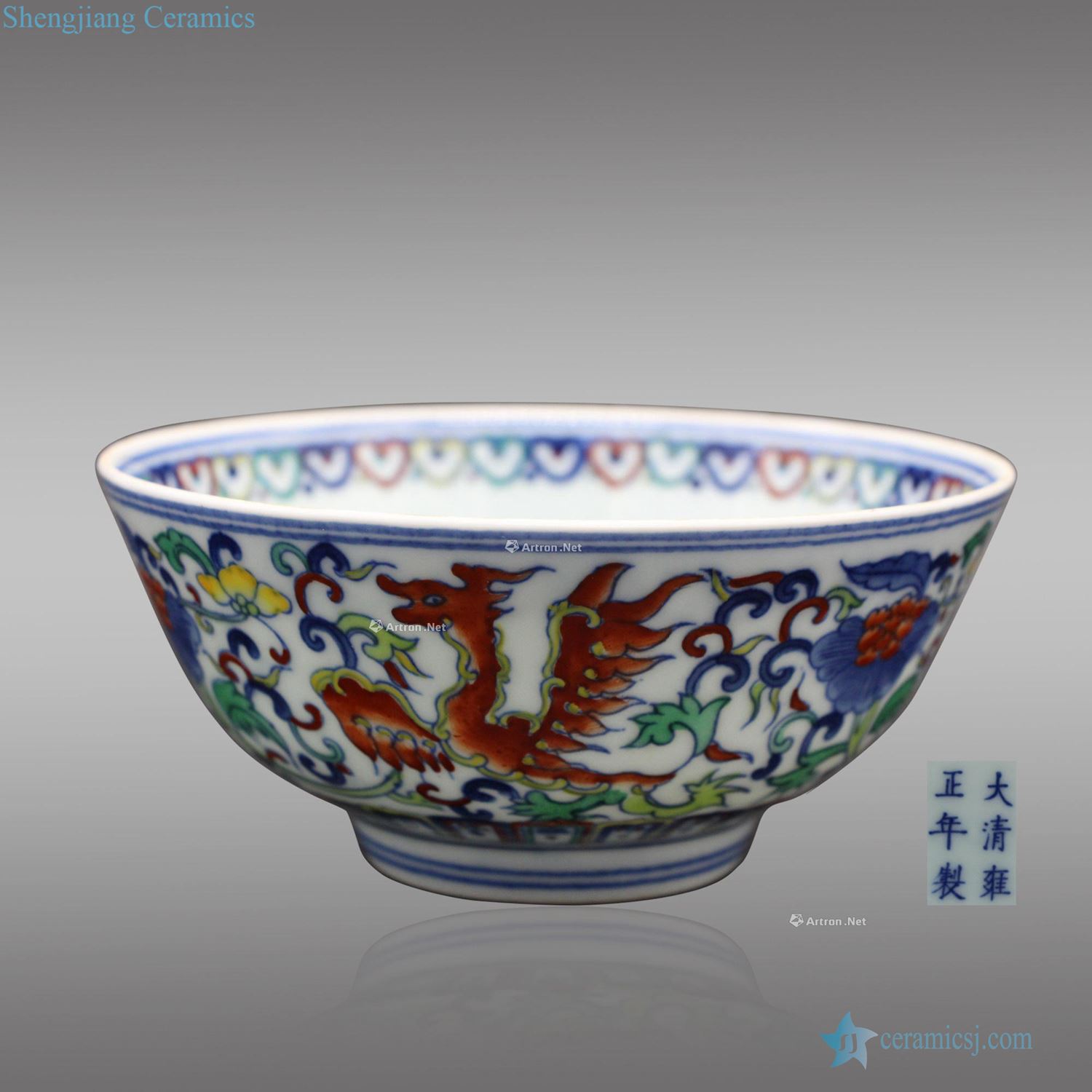 Clear color bucket real talent chicken wear pattern to admire the bowl