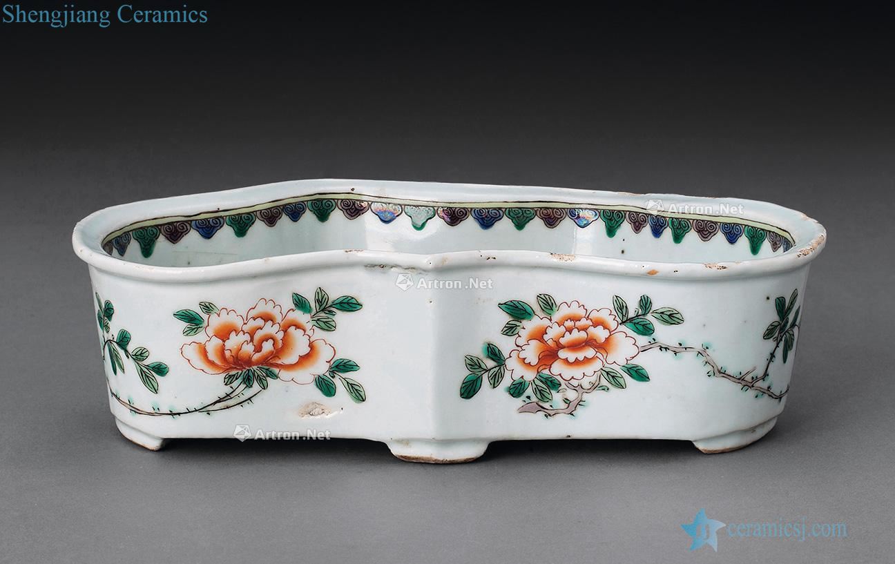 Qing narcissus box of colorful characters